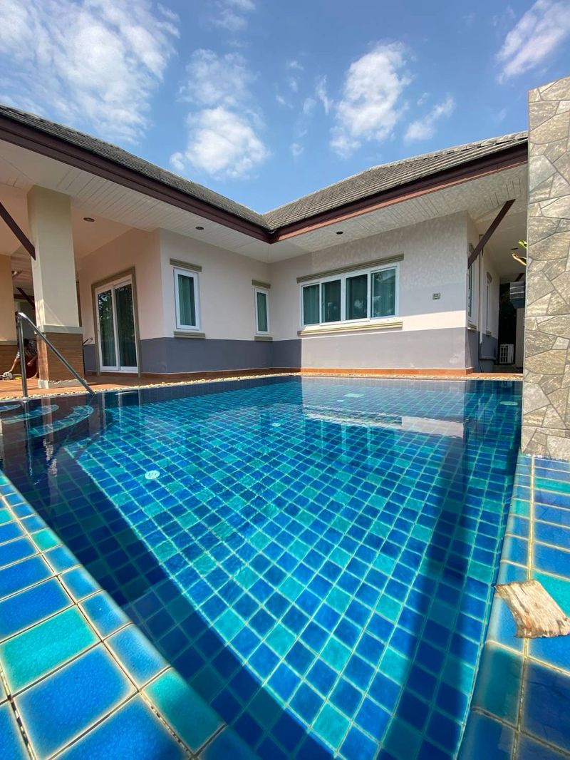 ขายและให้เช่าบ้านเดี่ยวพร้อมสระส่วนตัว @หมู่บ้านดุสิตพัทยาวิว 4 2