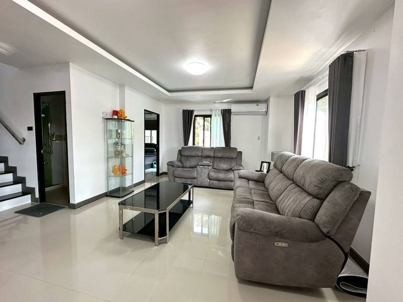 ขายบ้านพร้อมสระ บางเสร่-แยกเจ 5