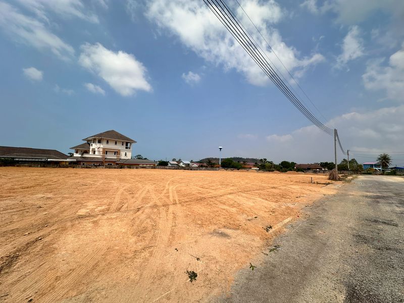 ขายที่ดินบางเสร่ (ฝั่งเขา) – ทำเลสวย วิวเขาเด่น สัตหีบ ชลบุรี 2