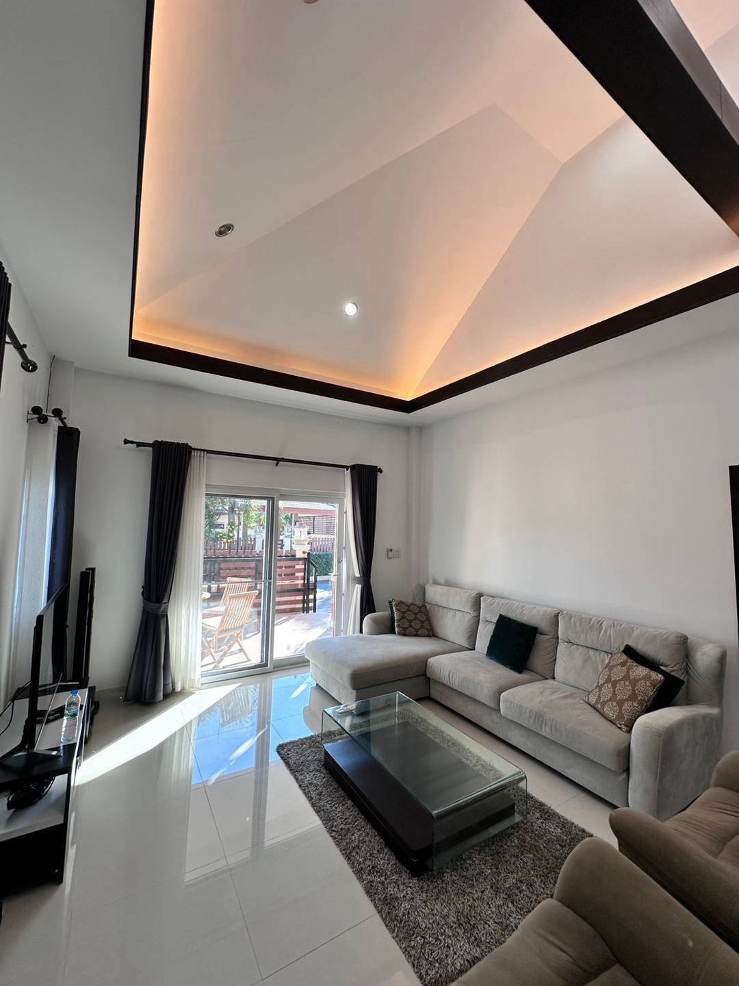 ขายและให้เช่า: บ้านเดี่ยวพร้อมสระส่วนตัว @หมู่บ้านดุสิตพัทยาวิว 4 6