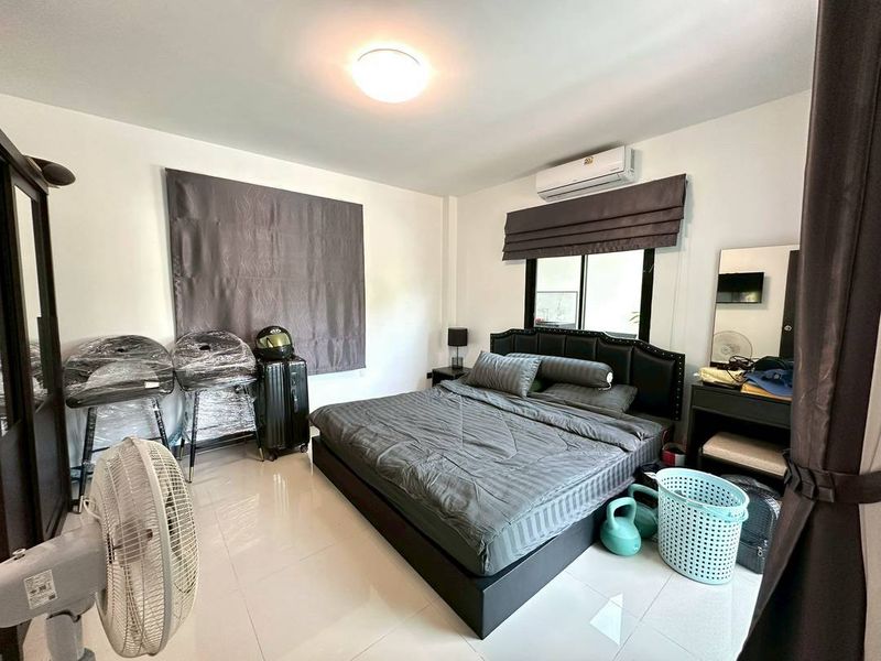 ขายบ้านพร้อมสระ บางเสร่-แยกเจ 4