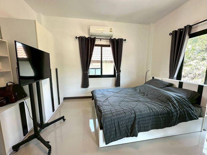 ขายบ้านพร้อมสระ บางเสร่-แยกเจ 7