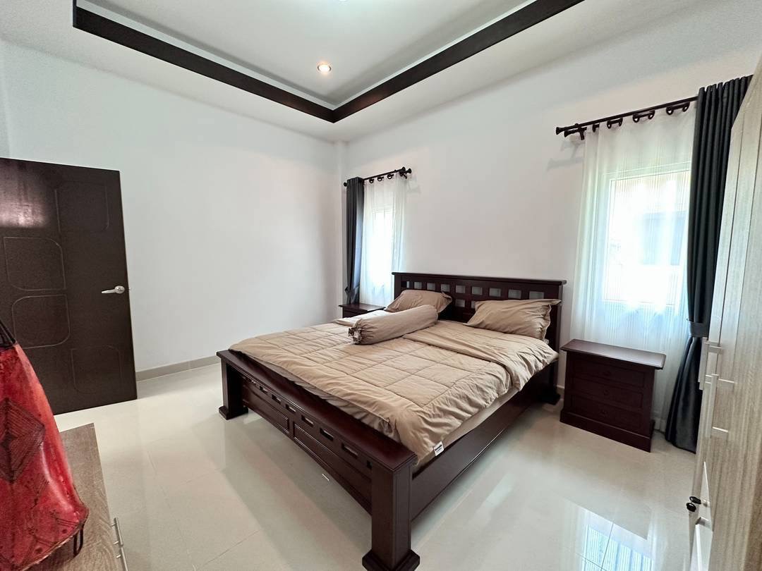 ขายและให้เช่า: บ้านเดี่ยวพร้อมสระส่วนตัว @หมู่บ้านดุสิตพัทยาวิว 4 12