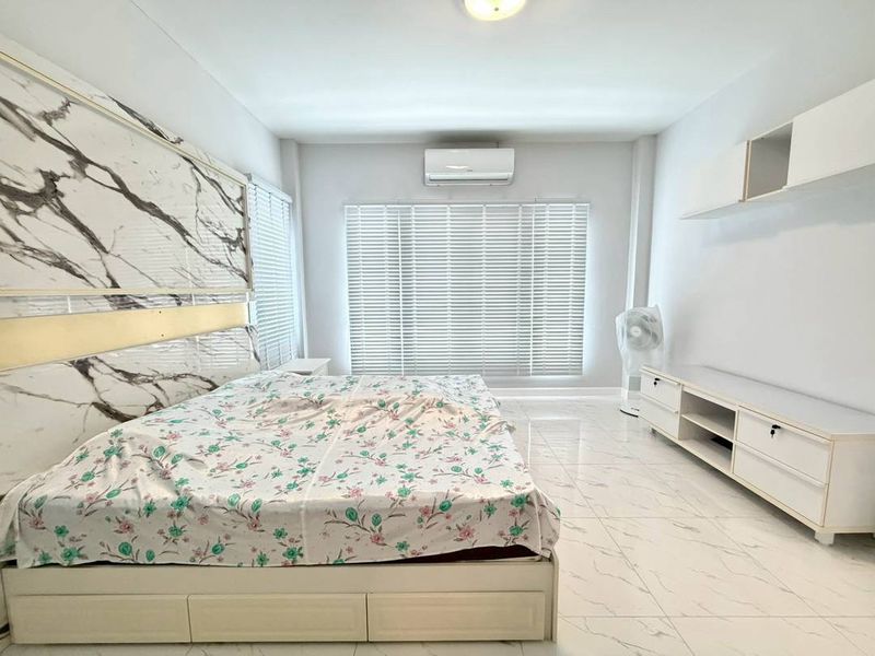 Detached House Like New @Miranda Village Bang Saray 9