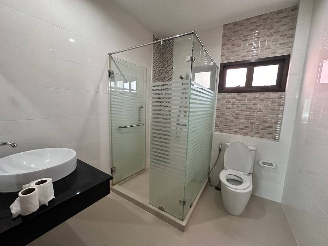 ขายและให้เช่า: บ้านเดี่ยวพร้อมสระส่วนตัว @หมู่บ้านดุสิตพัทยาวิว 4 17