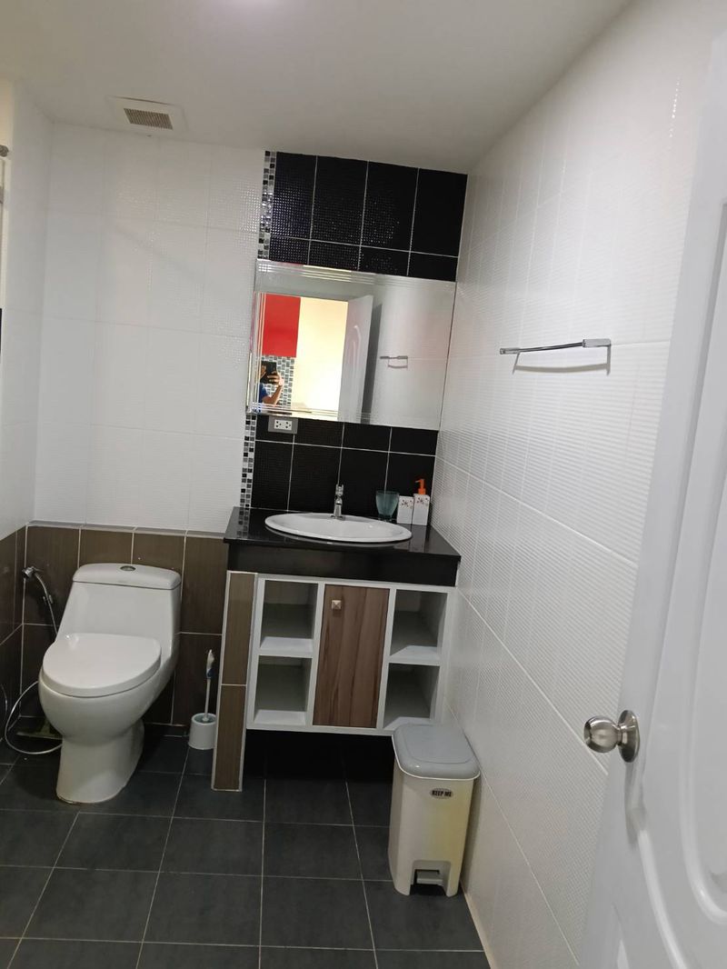 ให้เช่าคอนโดห้องกว้าง Sea & Sky บางเสร่ 9